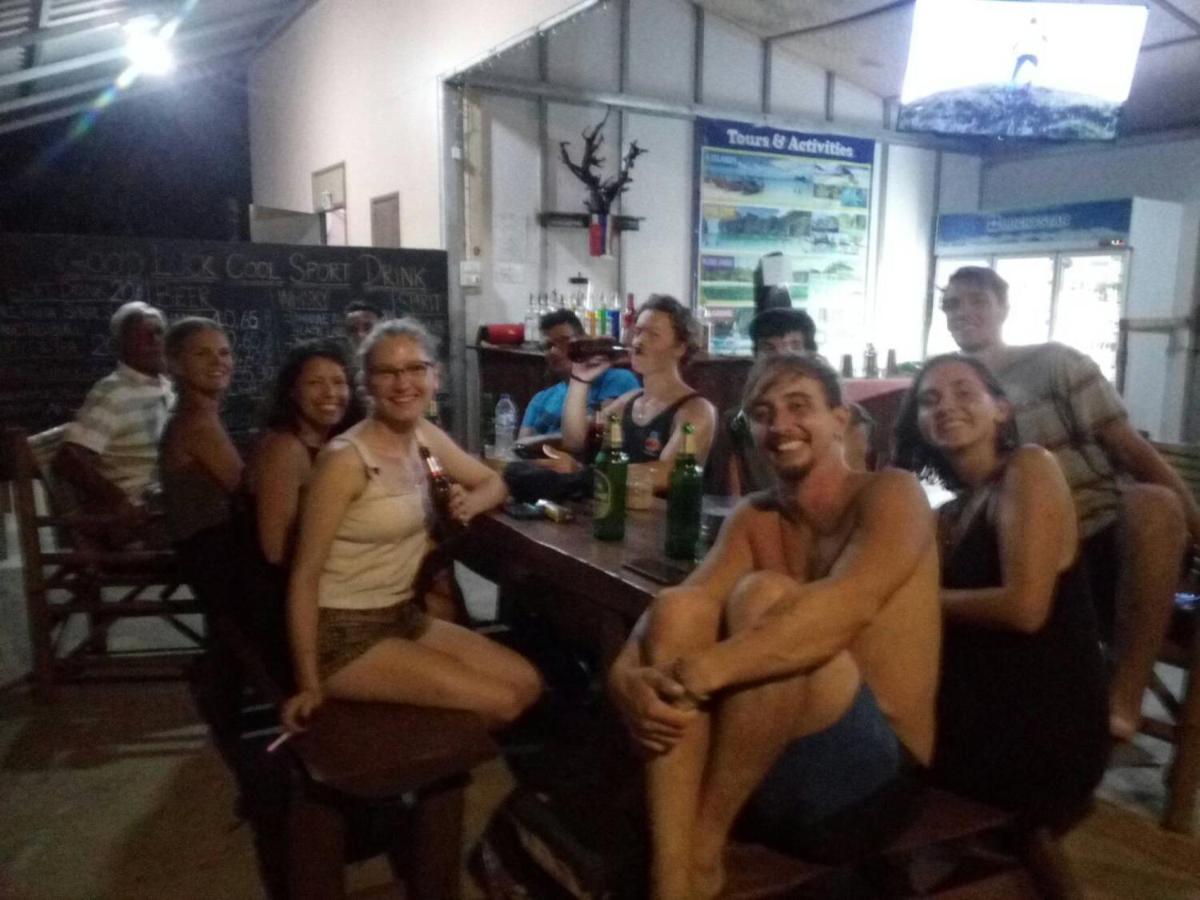 Chill Chill Long Beach Hostel Koh Lanta Exterior foto